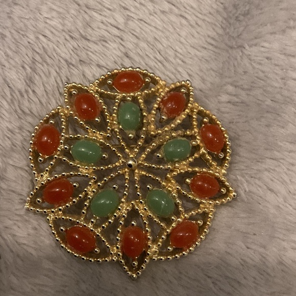 Sarah Coventry Gold Brooch with Red and Green Accents - Picture 3 of 4